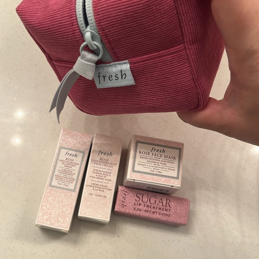 Fresh 5pc skincare set w Pink Corduroy Cosmetic Bag NEW GWP
